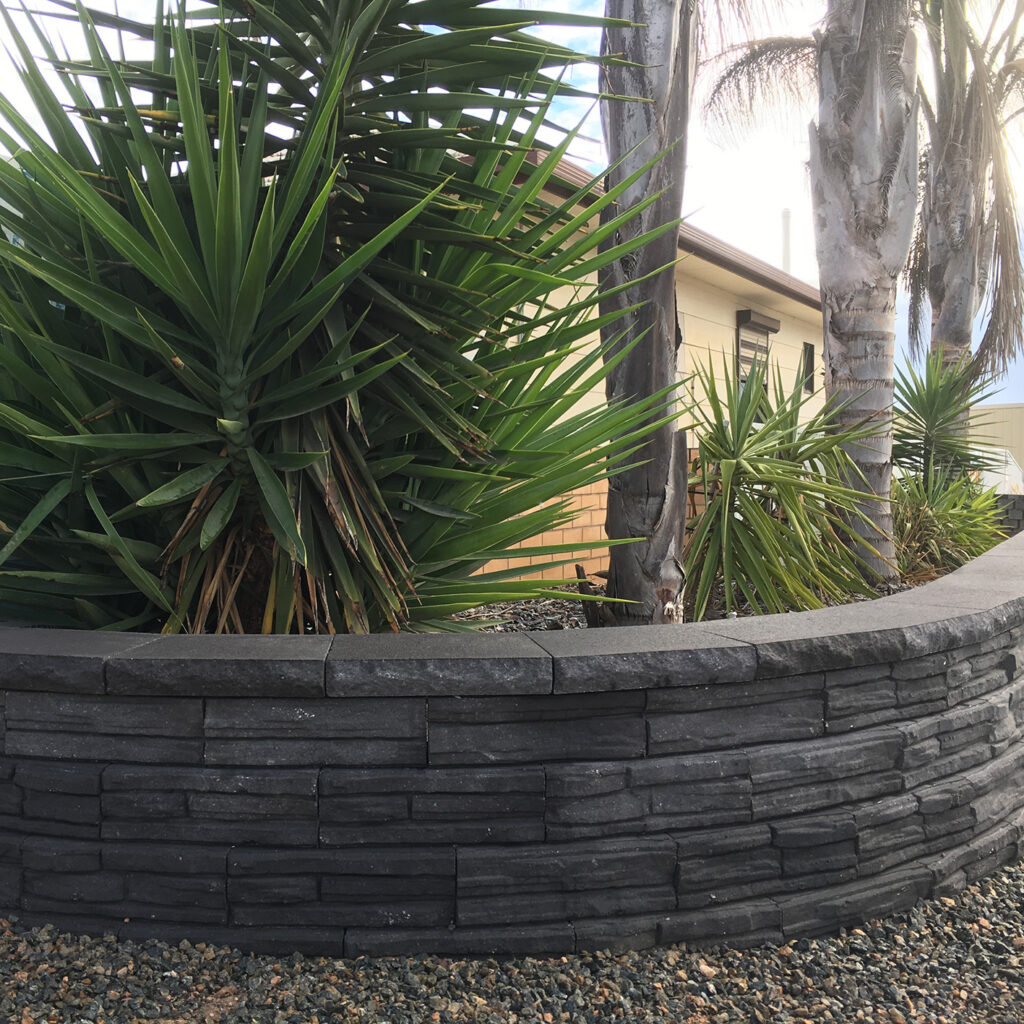 Flagstone Curved Retaining Wall